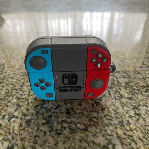 AirPods Pro Case Nintendo - Picture 1 of 2